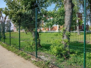 3D заборы для школы 90 метров фото в Деденево