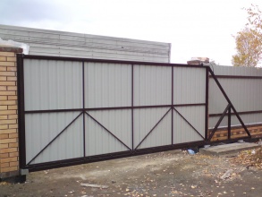 Ворота откатные с ручным управлением - пример 12 фото в Деденево